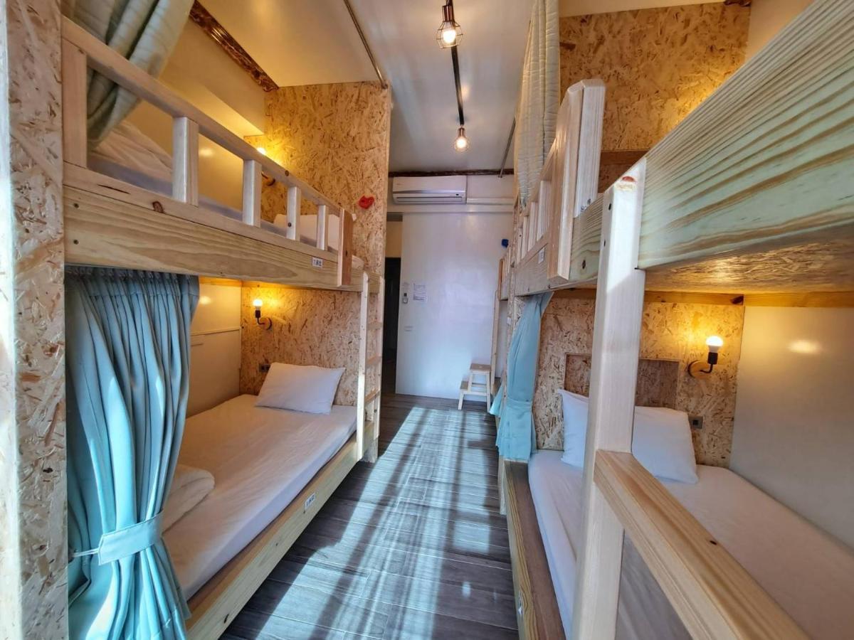 Hotel 墾丁秋莊會館 附限量停車位 不保證有位置 無法事先預留 背包房無車位 預訂後記得加line聯繫 Hengchun Old Town Zewnętrze zdjęcie