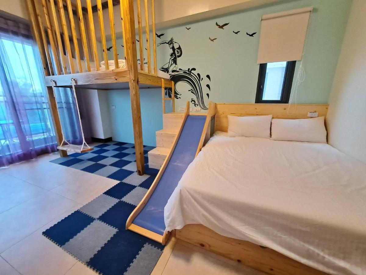 Hotel 墾丁秋莊會館 附限量停車位 不保證有位置 無法事先預留 背包房無車位 預訂後記得加line聯繫 Hengchun Old Town Zewnętrze zdjęcie