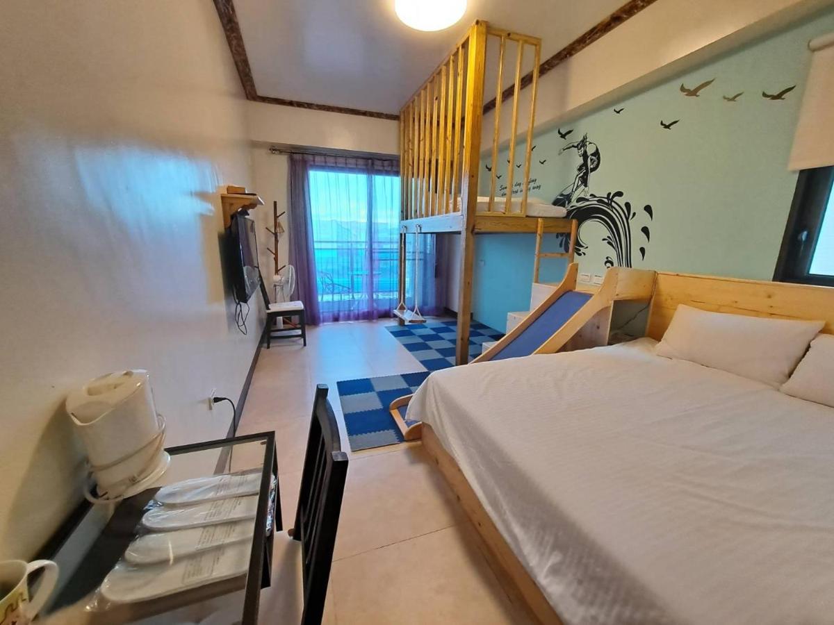 Hotel 墾丁秋莊會館 附限量停車位 不保證有位置 無法事先預留 背包房無車位 預訂後記得加line聯繫 Hengchun Old Town Zewnętrze zdjęcie